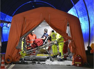 אוהל מתנפח לבית חולים שדה